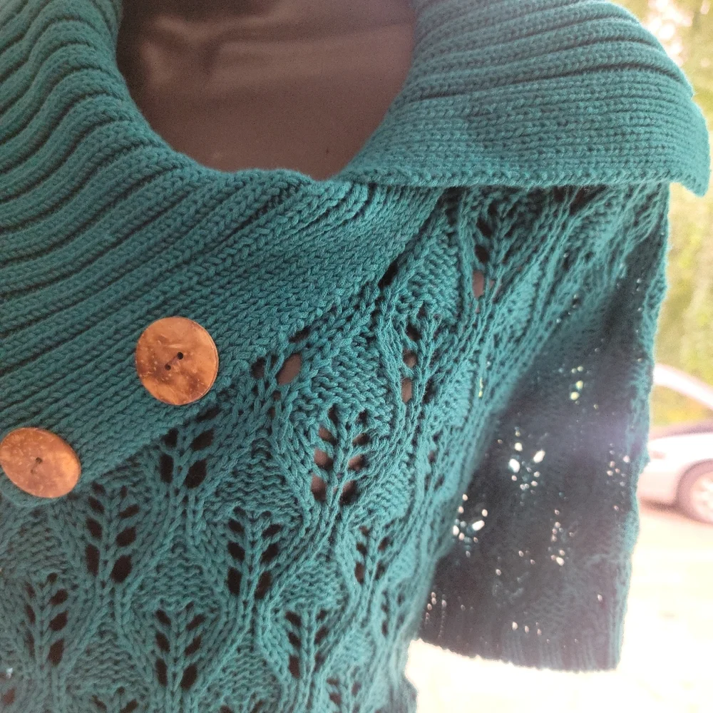 Crocheted top - Picture 4 of 5